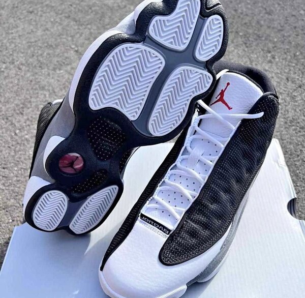 Chaussures Air Jordan XIII rétro