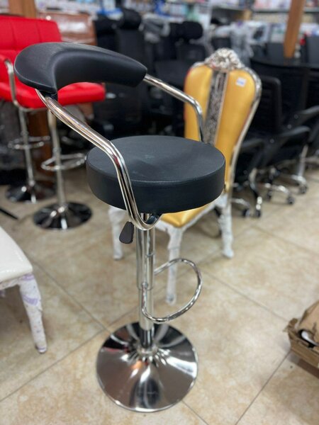 Tabouret de bar pivotant moderne