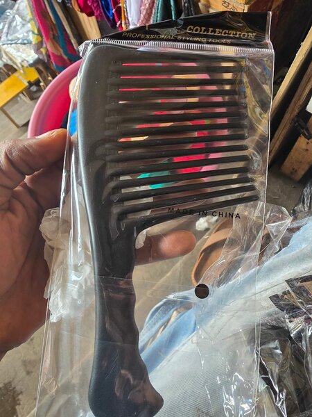 Black Wide Tooth Hair Comb