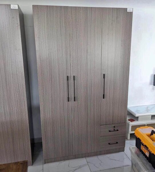 Armoire dressing gris moderne