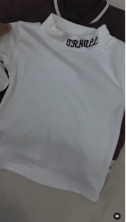 Курточка + Водолазка + Джинсы  тройка