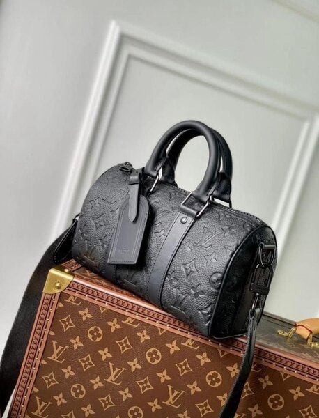Sac à main Louis Vuitton noir
