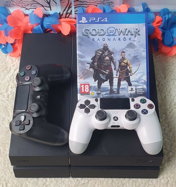 Ps4 Fat + 1 Cd + 2 manettes