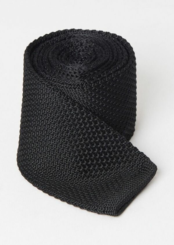 Cravate Tricotée Noire Élégante