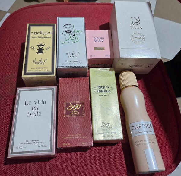 Collection de Parfums Élégants