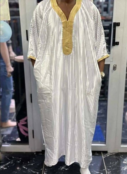 Tunique à rayures dorées