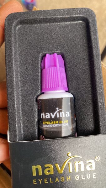 Navina glue
