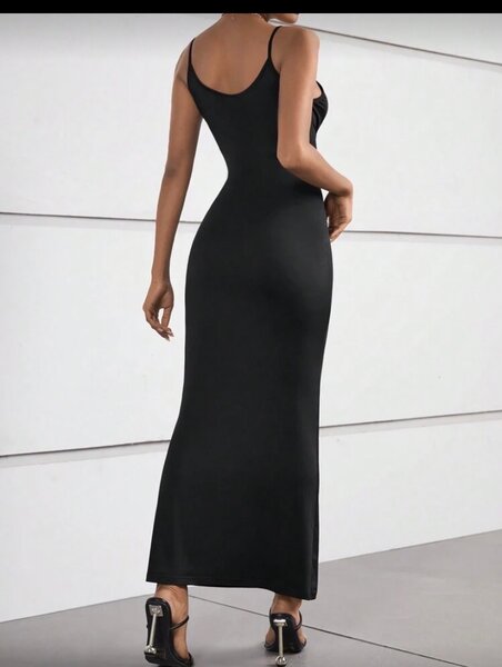 Longue Robe  noir élégante