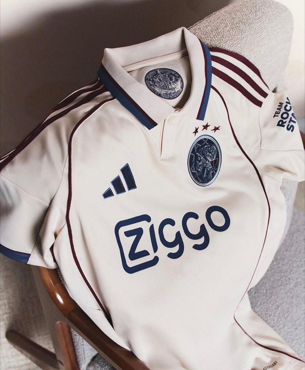 Maillot de football élégant