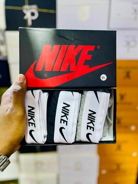 Sou vetement Nike sport