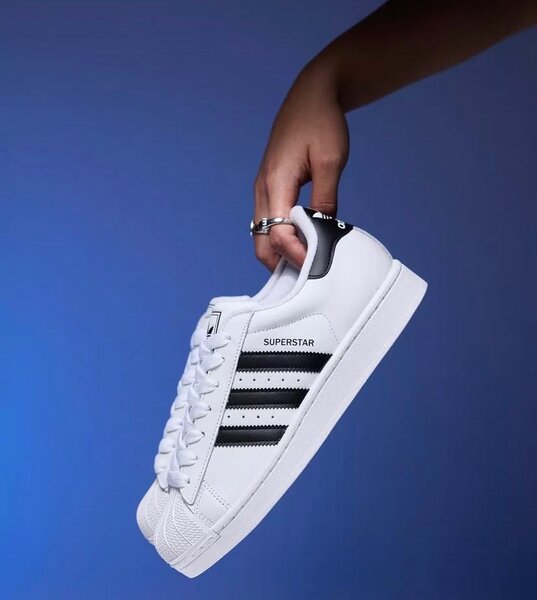 ADIDAS SUPERSTAR