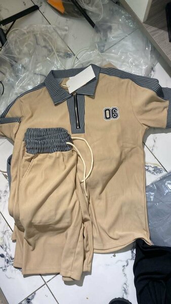 Ensemble beige sportif chic