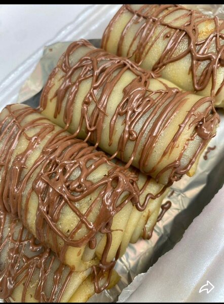 Crêpes roulées au chocolat