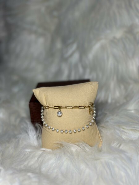 Bracelets élégants dorés