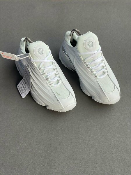 CHAUSSURE NIKE BASKET NOCTA