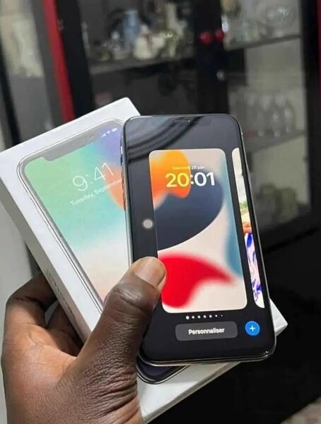 iPhone X 64Go Gris Sidéral