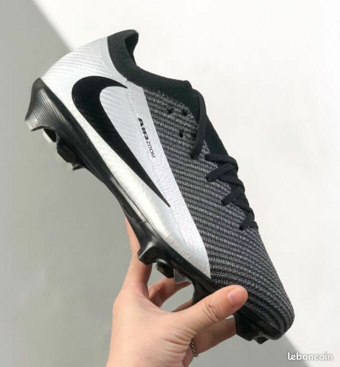 Chaussure de foot Nike Mercurial