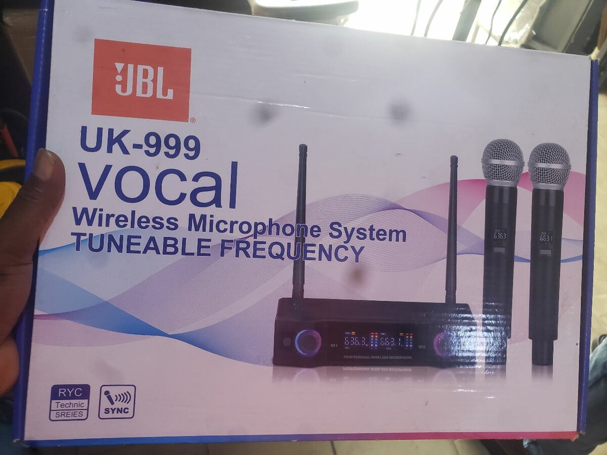 JBL UK-999 Wireless Microphones