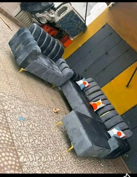 Canapé d'angle moderne gris