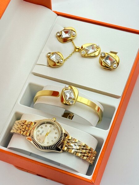 Ensemble Bijoux Or et Montre