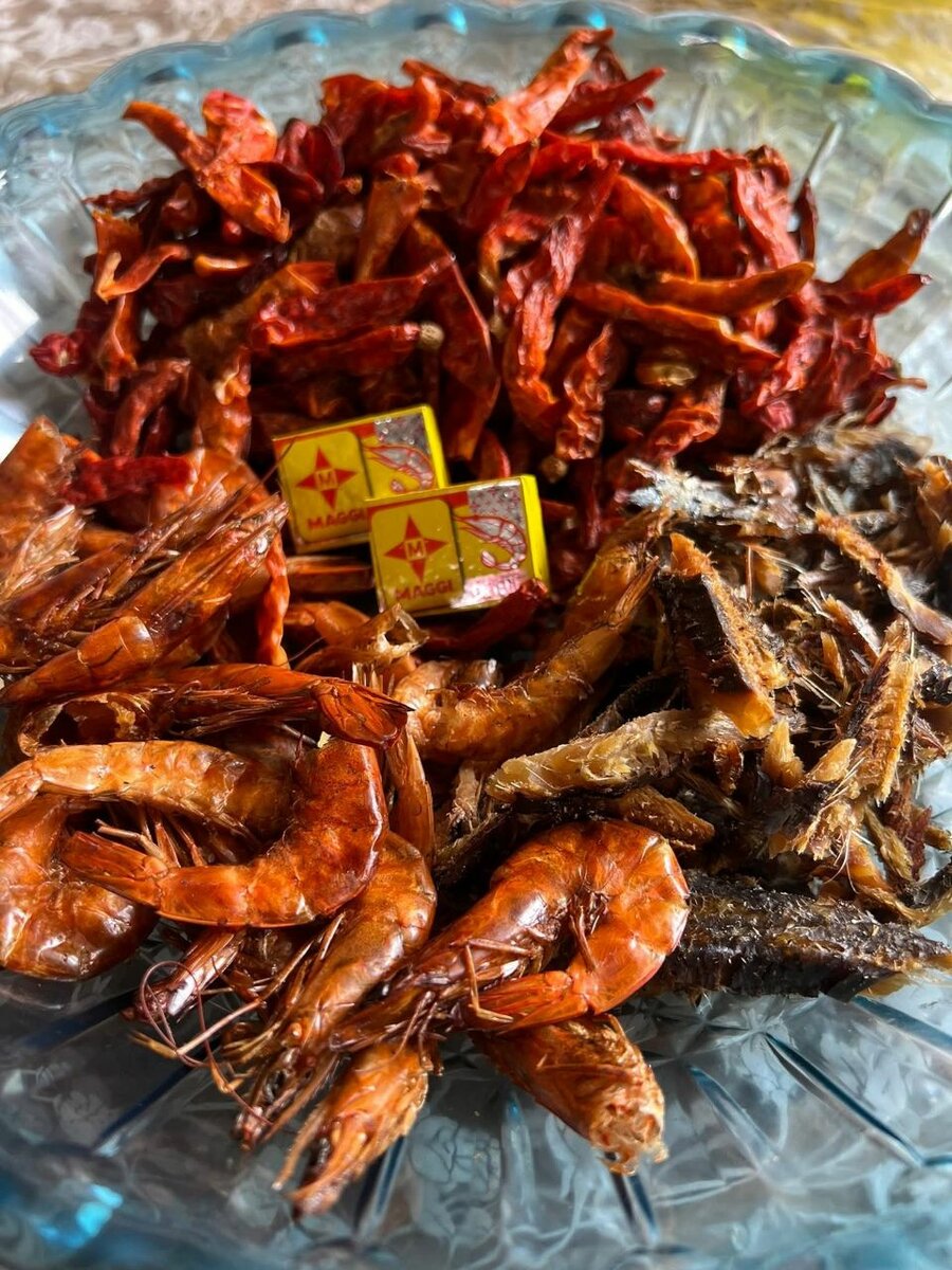 Mélange d'épices et crevettes séchées