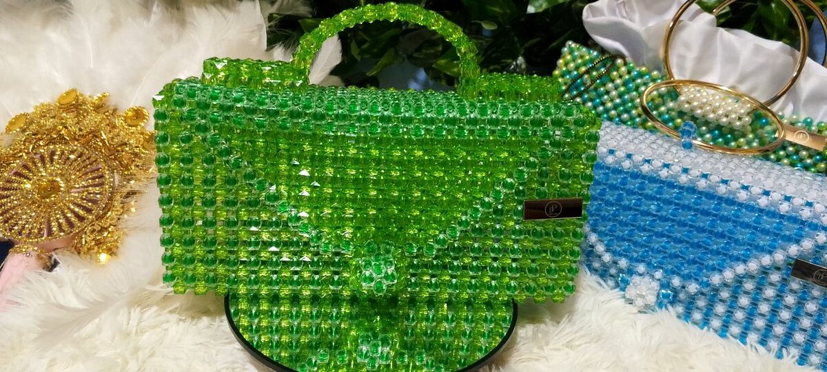 Sac à main en perles chic