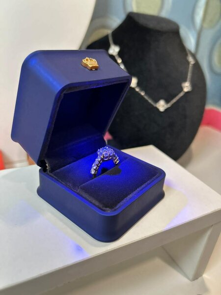 Bague Éblouissante en Diamant