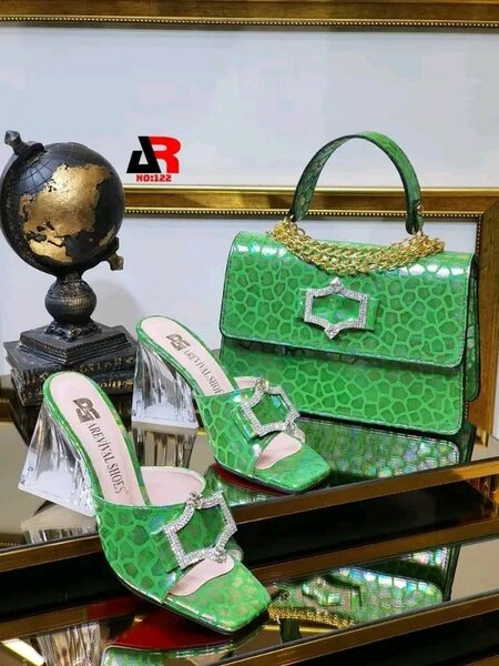 Ensemble Sac et Chaussures Élégant