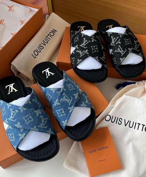 Louis Vuitton slippers