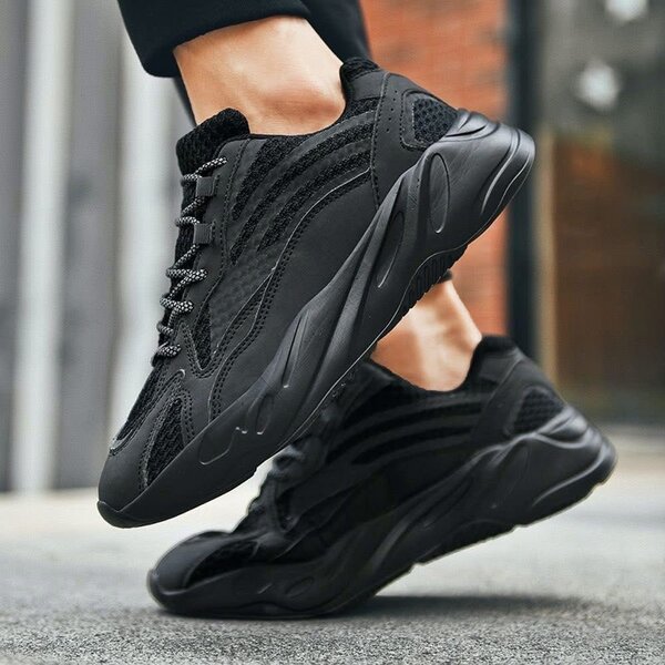 Baskets noires homme