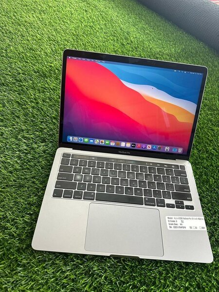 MacBook Pro 13 inch 2020