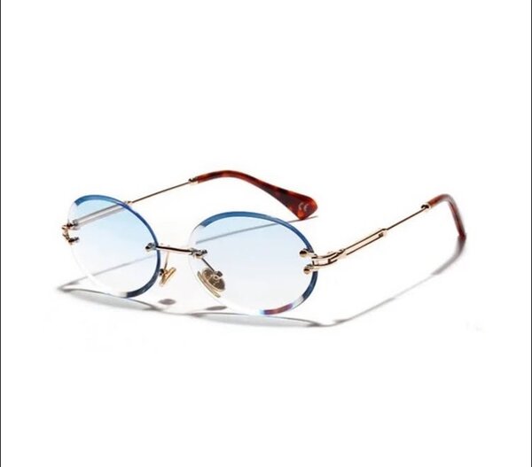 Lunettes percée Ovale