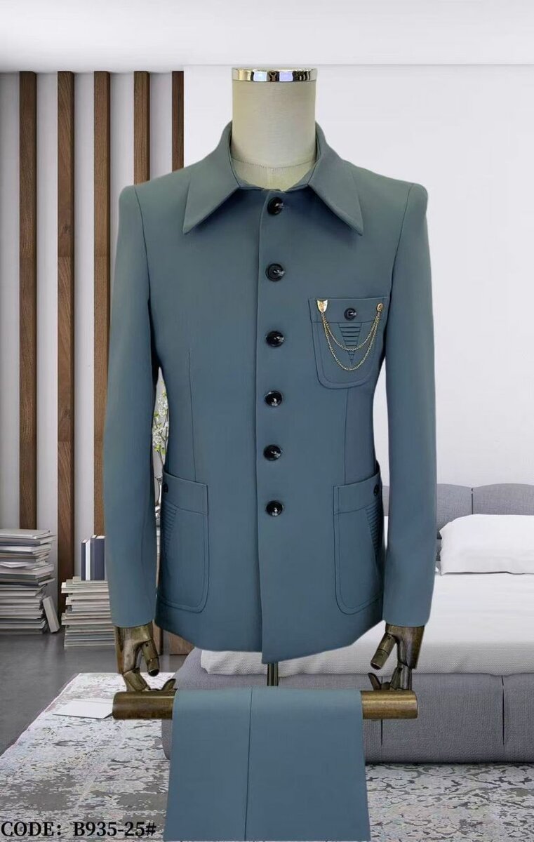 Costume élégant pour hommes