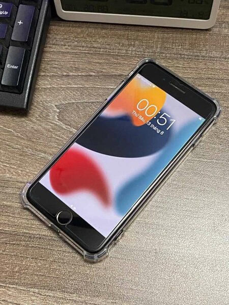 Smartphone avec coque transparente