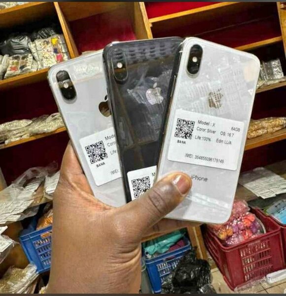 Iphone modèle X 64Go