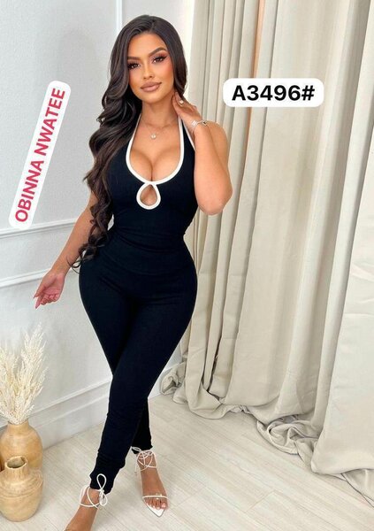 Combinaison élégante femme