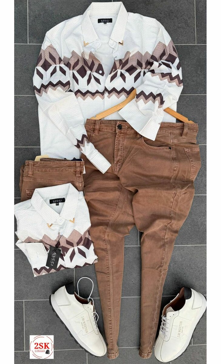 Ensemble homme chic et confortable