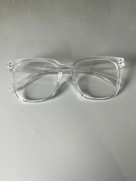 Lunettes de vue transparentes