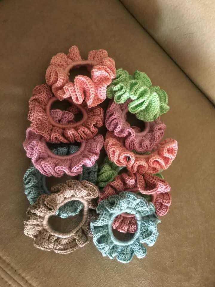 Chouchous en crochet coloré