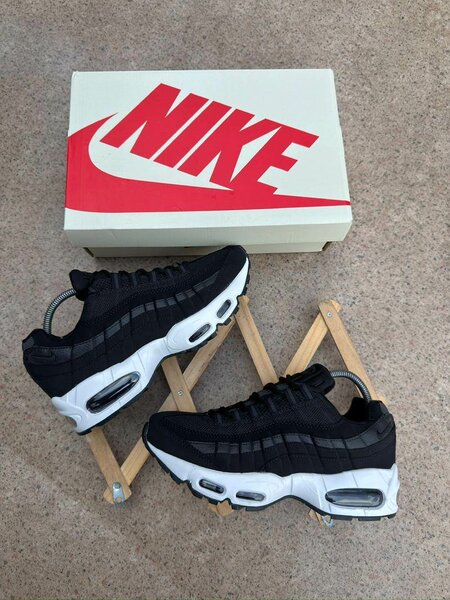 Baskets Nike Air Max 95 Noir