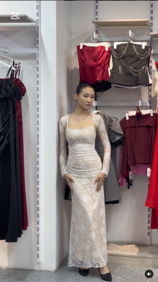 гипюровое платье 