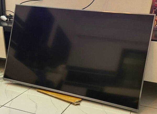 Téléviseur Hisense UHD TV