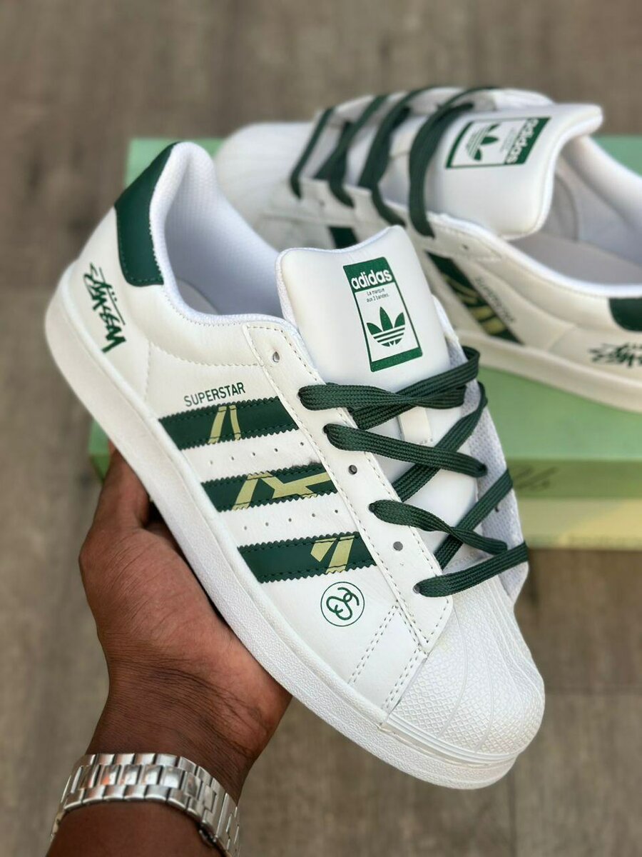 Adidas Superstar x Stüssy blanc vert