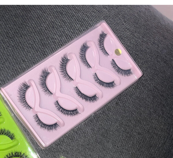 Voluminous False Eyelashes Set