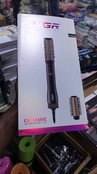 VGR Brosse Chauffante Céramique