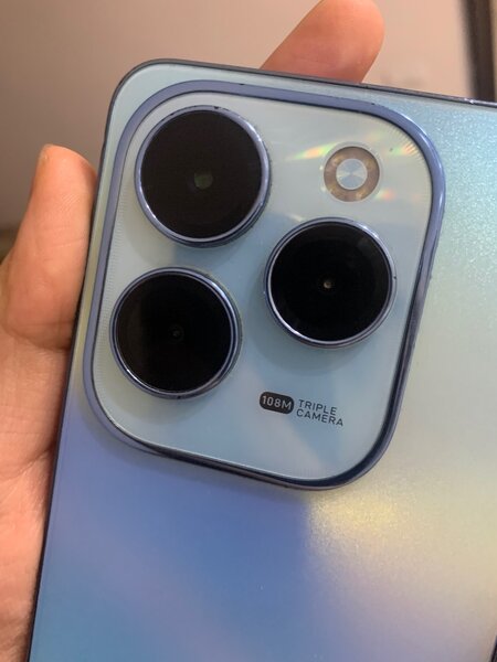 телефон Infinix