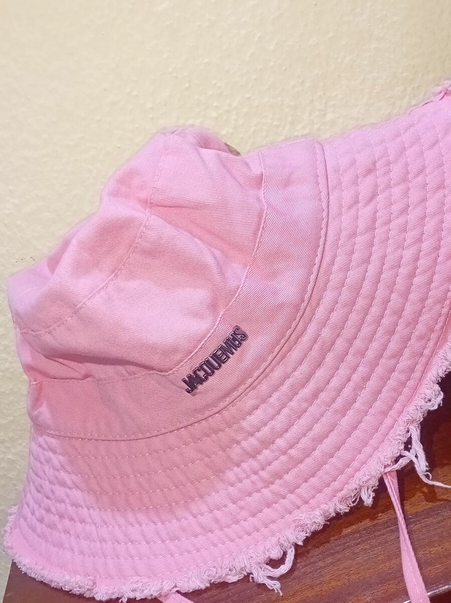 Chapeau Bob Rose Jacquemus