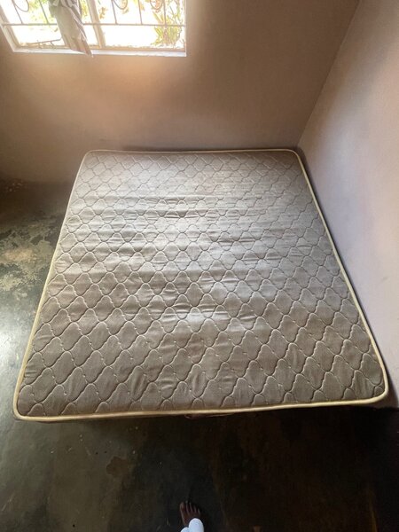 King size bed for sale