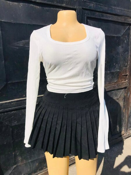 Quality thrifted tops 