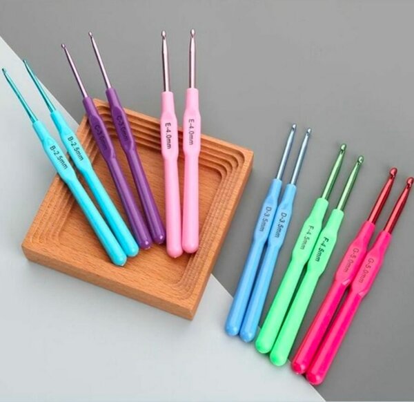 Colorful Crochet Hook Set